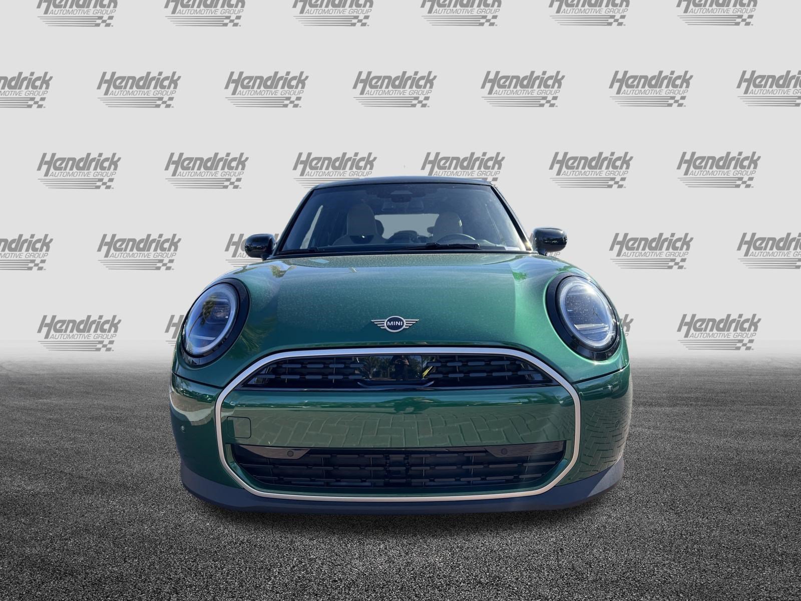 mini hardtop 4 door 2026 WMW43GD01T2Y12750 image mini hardtop 4 door 2026 WMW43GD01T2Y12750 image